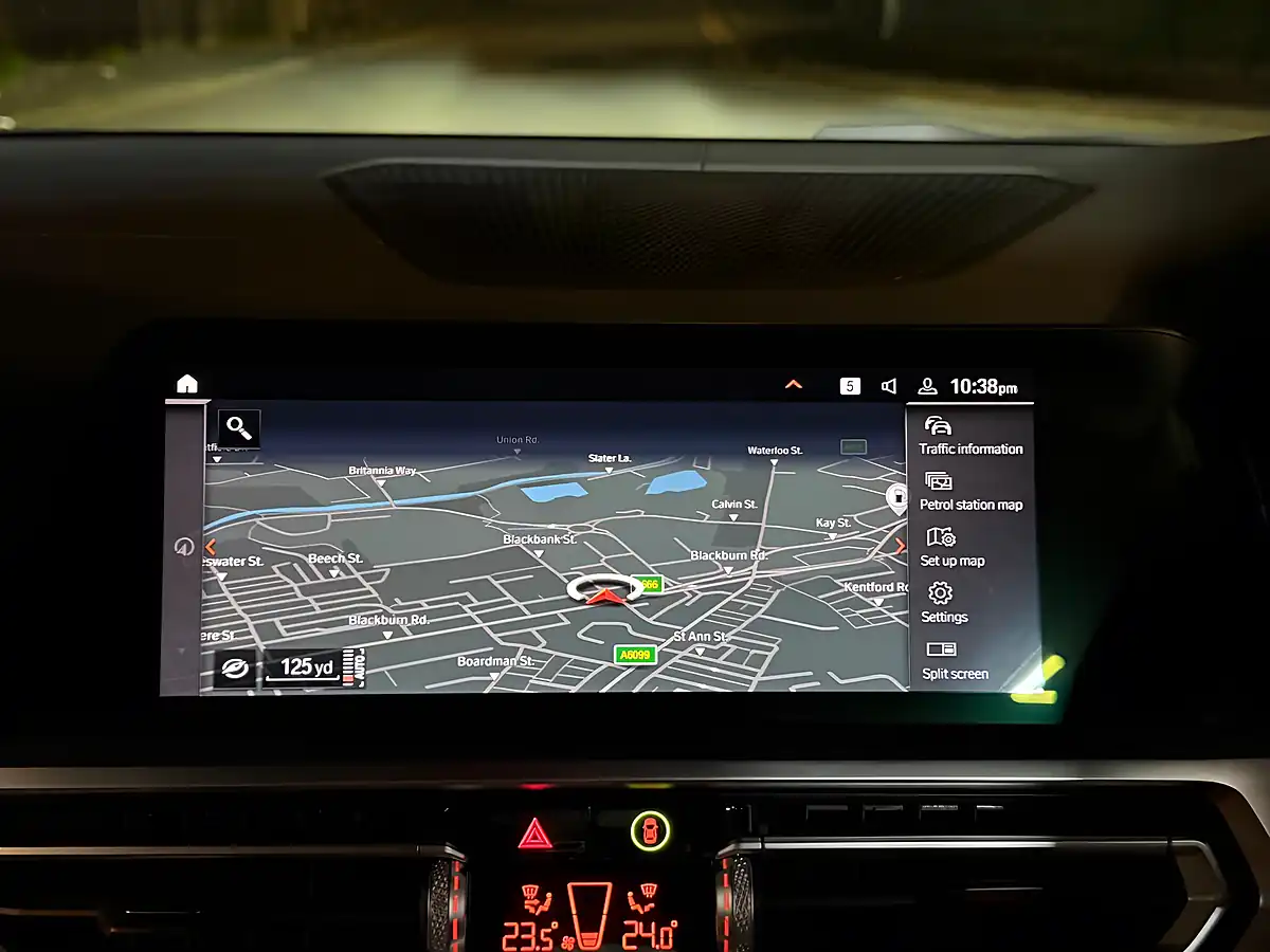 Used 2021 BMW 3 Series Saloon Grey - Interior and Exterior details 17