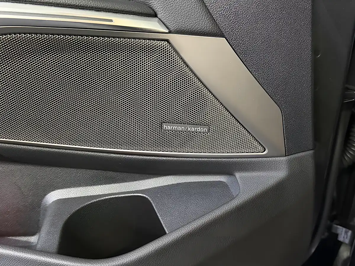 Used 2021 BMW 3 Series Saloon Grey - Interior and Exterior details 19