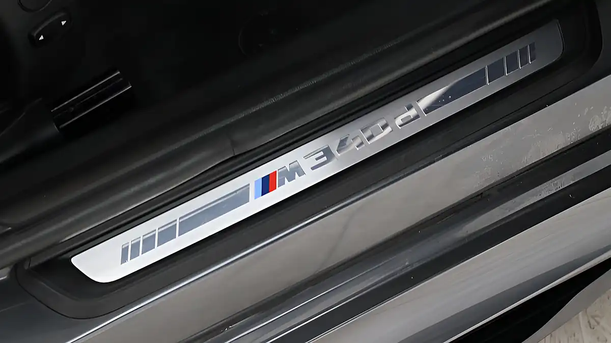 Used 2021 BMW 3 Series Saloon Grey - Interior and Exterior details 16