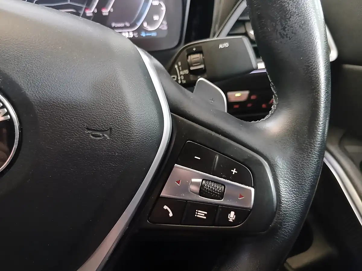 Used 2021 BMW 3 Series Se Pro White - Interior and Exterior details 11