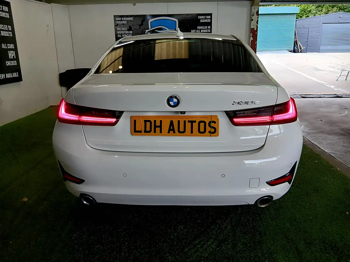 Used 2021 BMW 3 Series Se Pro White - Interior and Exterior details 4