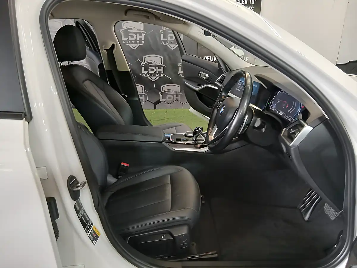 Used 2021 BMW 3 Series Se Pro White - Interior and Exterior details 8