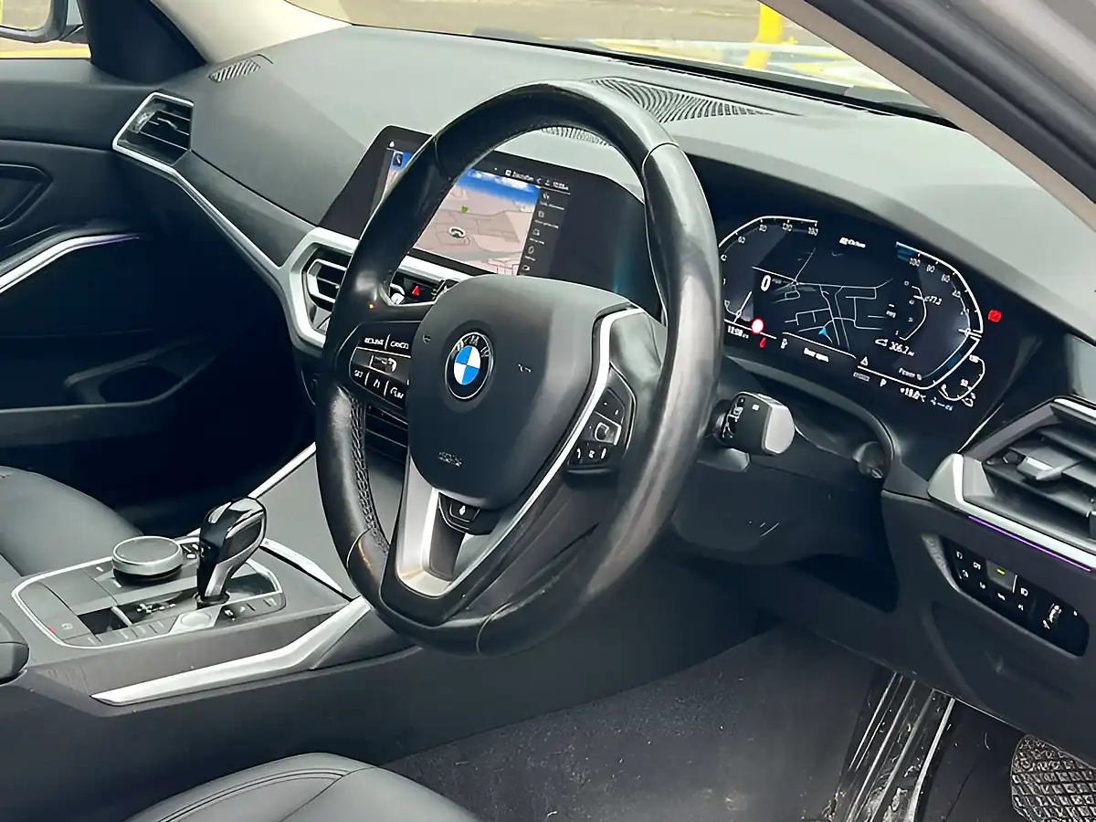 Used 2021 BMW 3 Series Se Professional Glacier Silver - Interior and Exterior details 12