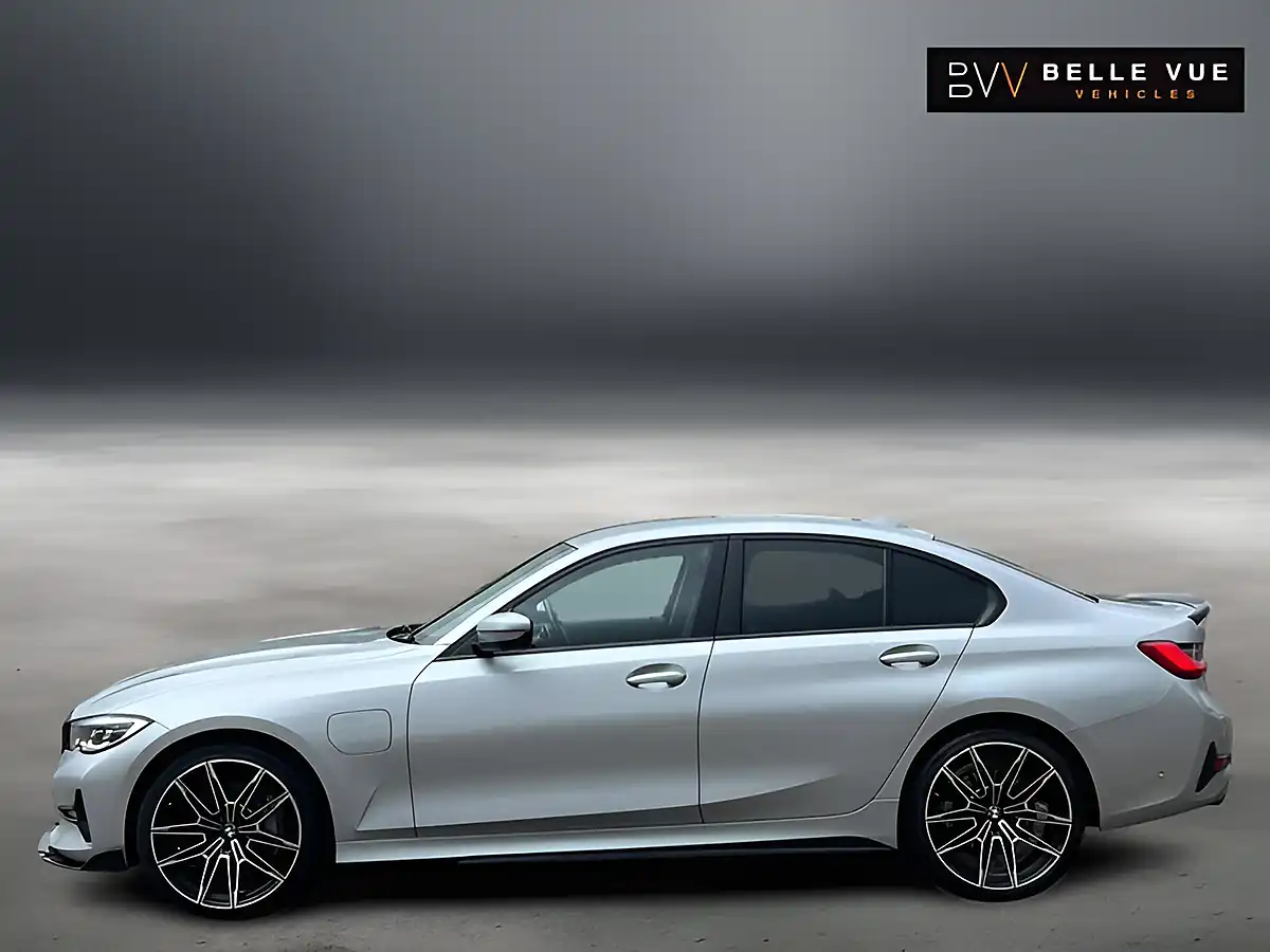 Used 2021 BMW 3 Series Se Professional Glacier Silver - Interior and Exterior details 13