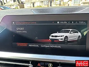 Used 2021 BMW 3 Series Sport Alpine White - Interior and Exterior details 20