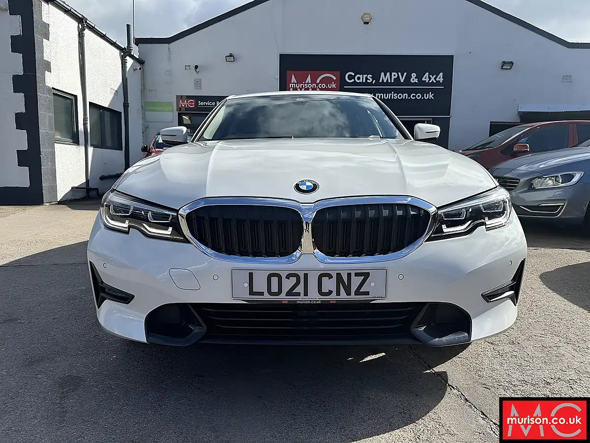 Used 2021 BMW 3 Series Sport Alpine White - Interior and Exterior details 6