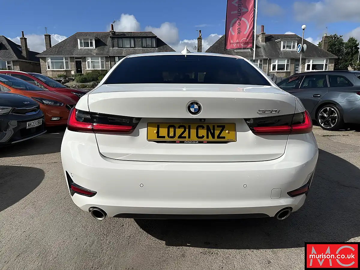 Used 2021 BMW 3 Series Sport Alpine White - Interior and Exterior details 7