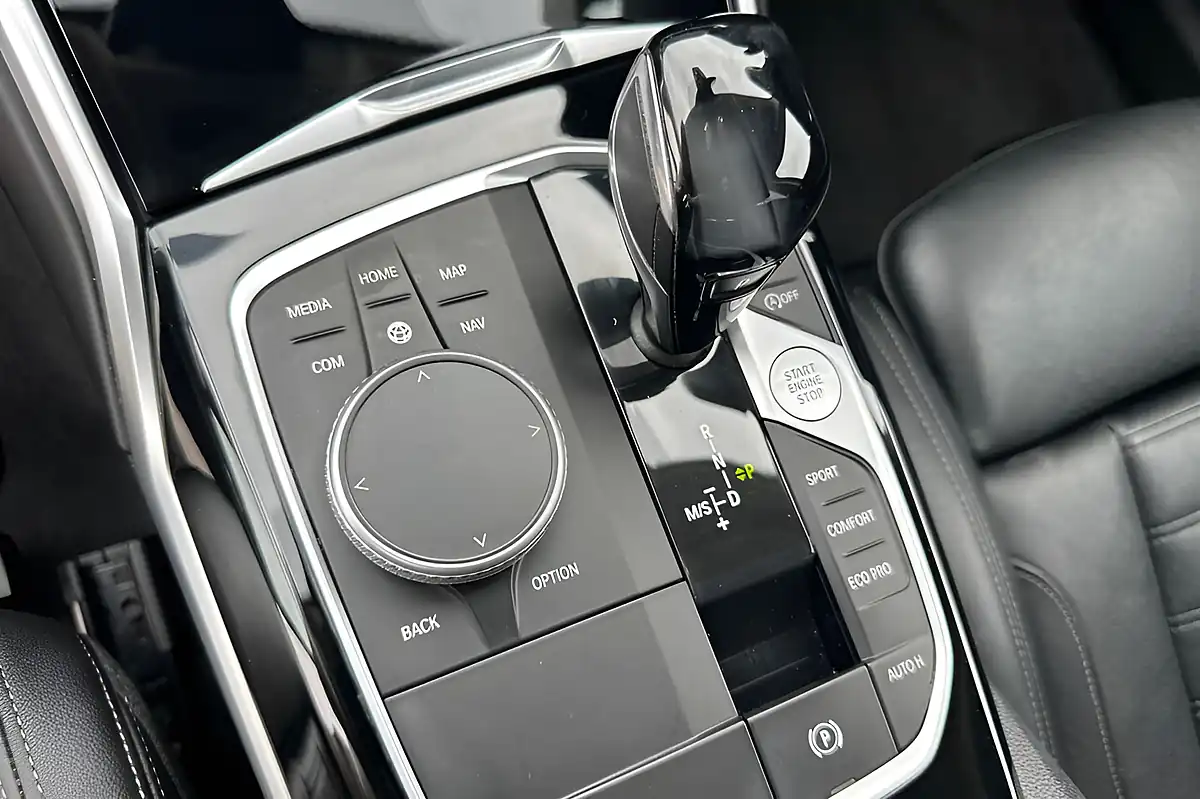 Used 2021 BMW 3 Series Sport Touring Black - Interior and Exterior details 14
