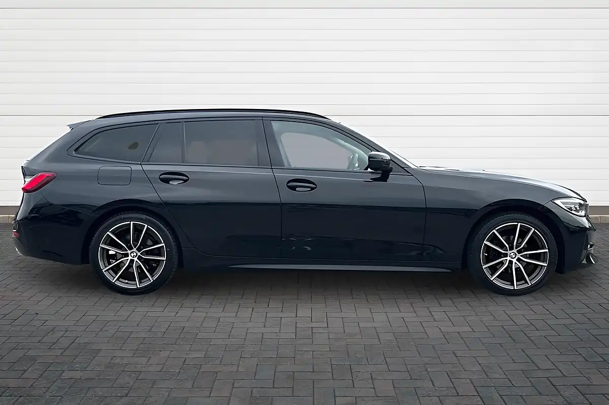 Used 2021 BMW 3 Series Sport Touring Black - Interior and Exterior details 2