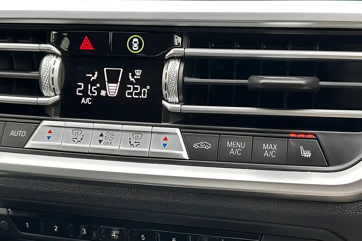 Used 2021 BMW 3 Series Sport Touring Black - Interior and Exterior details 20