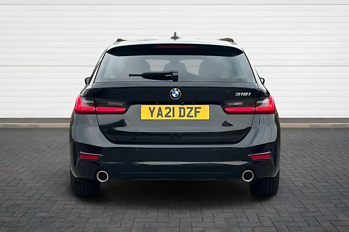 Used 2021 BMW 3 Series Sport Touring Black - Interior and Exterior details 4