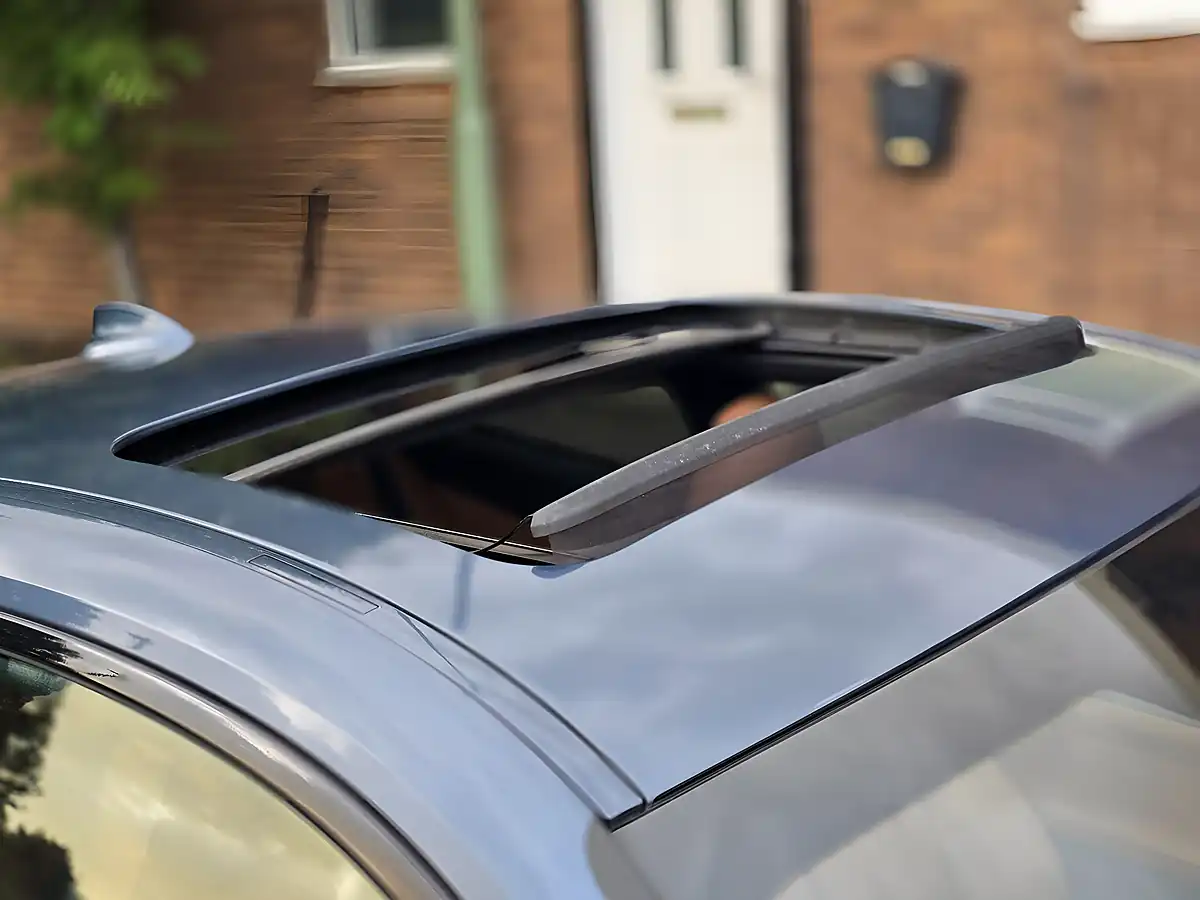 Used 2021 BMW 4 Series Arctic Race Blue - Interior and Exterior details 14