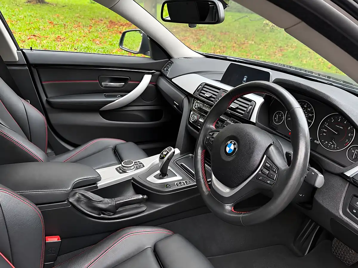 Used 2021 BMW 4 Series Gran Coupe Sport Mineral Grey - Interior and Exterior details 2