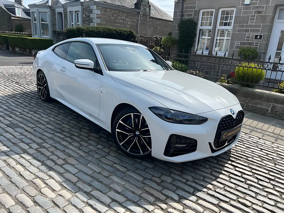Used 2021 BMW 4 Series M Sport Alpine White - Front View