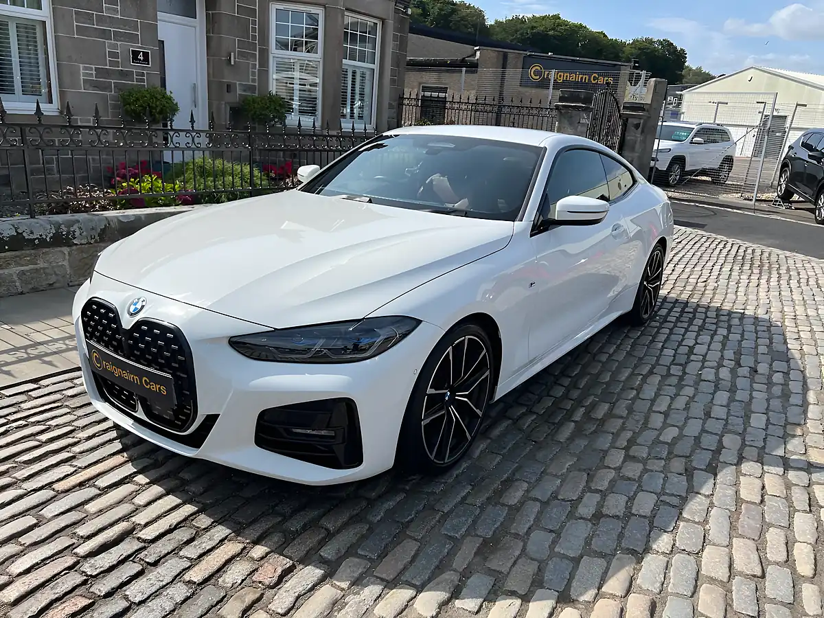 Used 2021 BMW 4 Series M Sport Alpine White - Interior and Exterior details 9