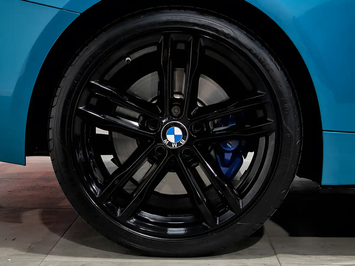 Used 2021 BMW 4 Series M Sport Blue - Interior and Exterior details 10