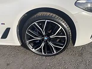 Used 2021 BMW 5 Series M Sport Alpine White - Interior and Exterior details 5