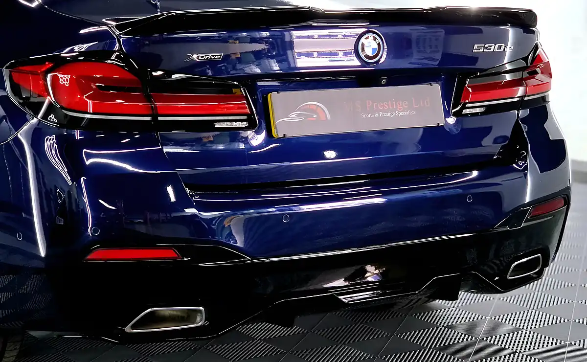 Used 2021 BMW 5 Series M Sport Tanzanite Blue - Interior and Exterior details 10