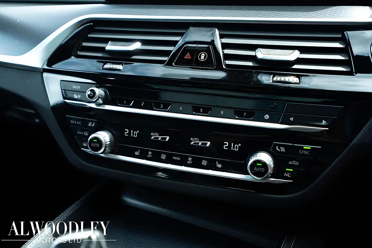 Used 2021 BMW 5 Series M Sport Touring Black - Interior and Exterior details 14