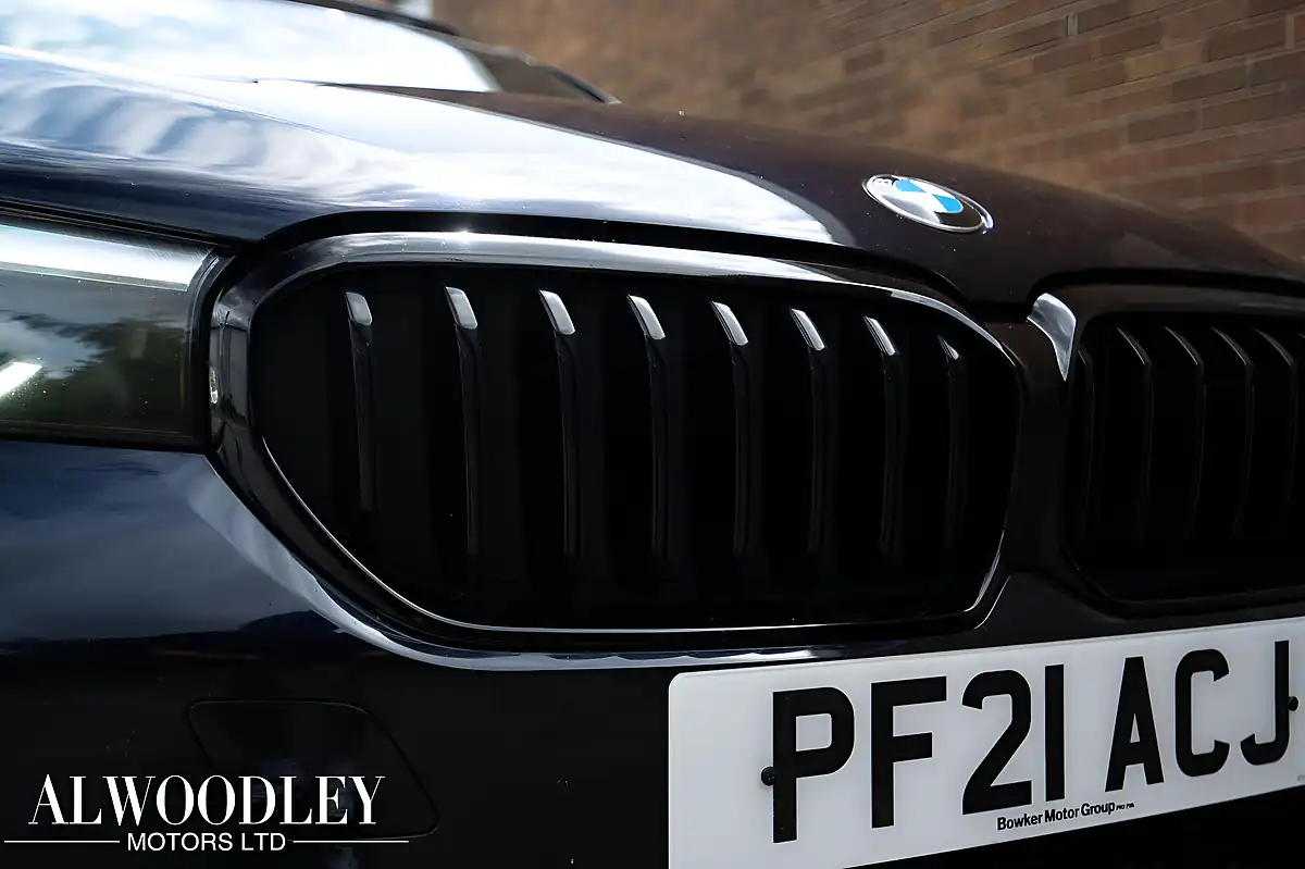 Used 2021 BMW 5 Series M Sport Touring Black - Interior and Exterior details 20