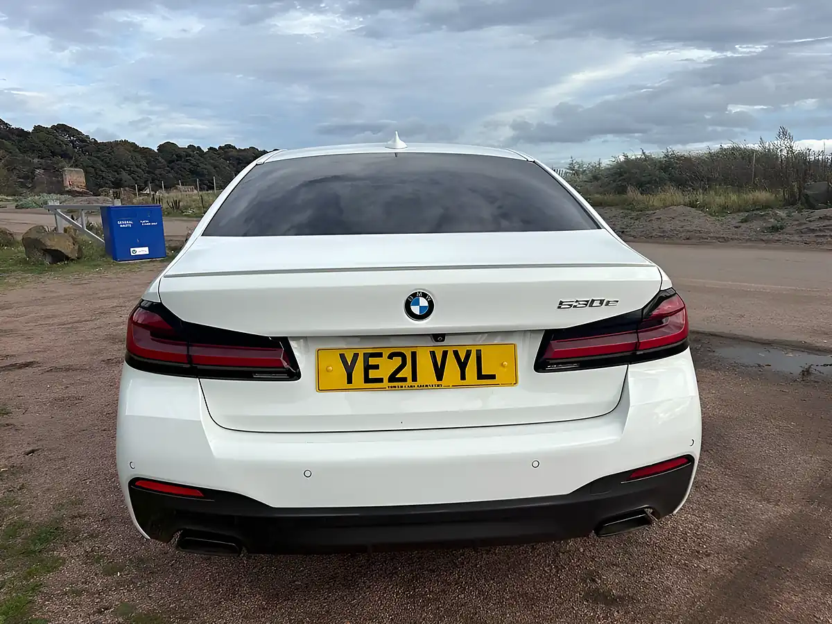Used 2021 BMW 5 Series M Sport White - Interior and Exterior details 18