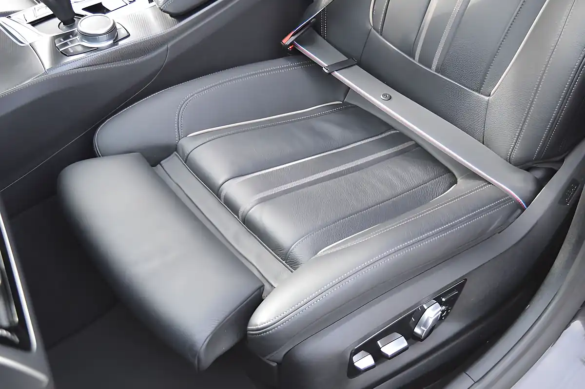 Used 2021 BMW 5 Series M550i Grey - Interior and Exterior details 13