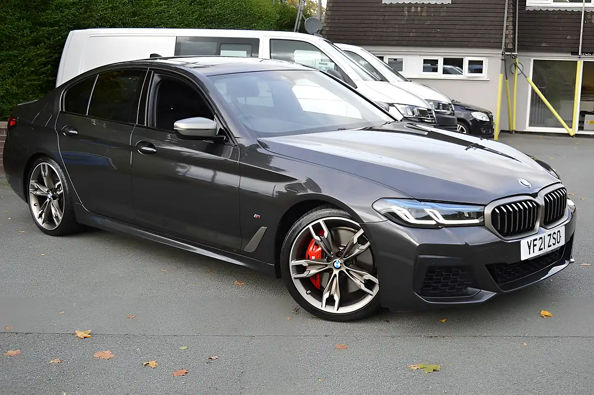 Used 2021 BMW 5 Series M550i Grey - Interior and Exterior details 3