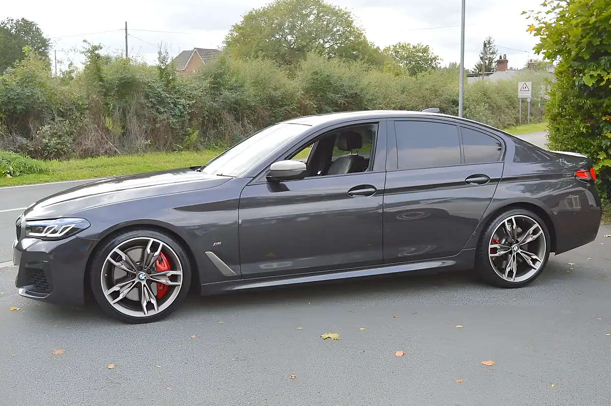 Used 2021 BMW 5 Series M550i Grey - Interior and Exterior details 7