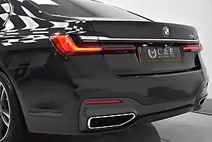 Used 2021 BMW 7 Series M Sport Black Sapphire Metallic Paint - Interior and Exterior details 11