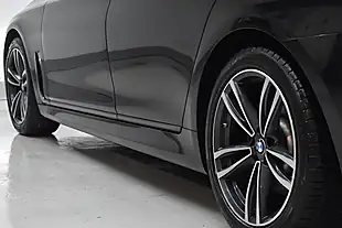 Used 2021 BMW 7 Series M Sport Black Sapphire Metallic Paint - Interior and Exterior details 12