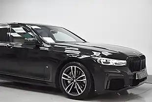 Used 2021 BMW 7 Series M Sport Black Sapphire Metallic Paint - Interior and Exterior details 14