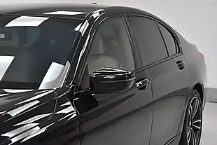 Used 2021 BMW 7 Series M Sport Black Sapphire Metallic Paint - Interior and Exterior details 9