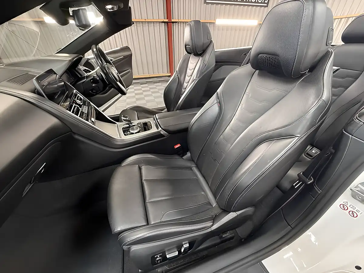 Used 2021 BMW 8 Series M Sport White - Interior and Exterior details 11