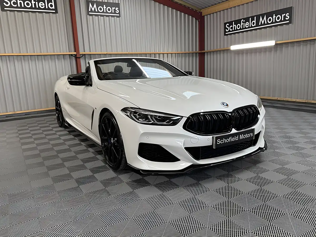 Used 2021 BMW 8 Series M Sport White - Interior and Exterior details 15