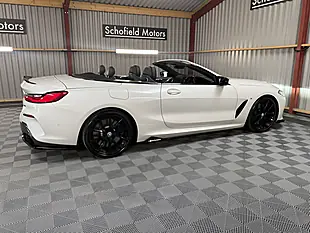 Used 2021 BMW 8 Series M Sport White - Interior and Exterior details 17