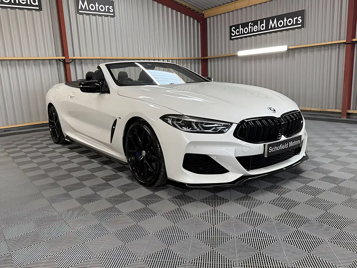 Used 2021 BMW 8 Series M Sport White - Interior and Exterior details 19