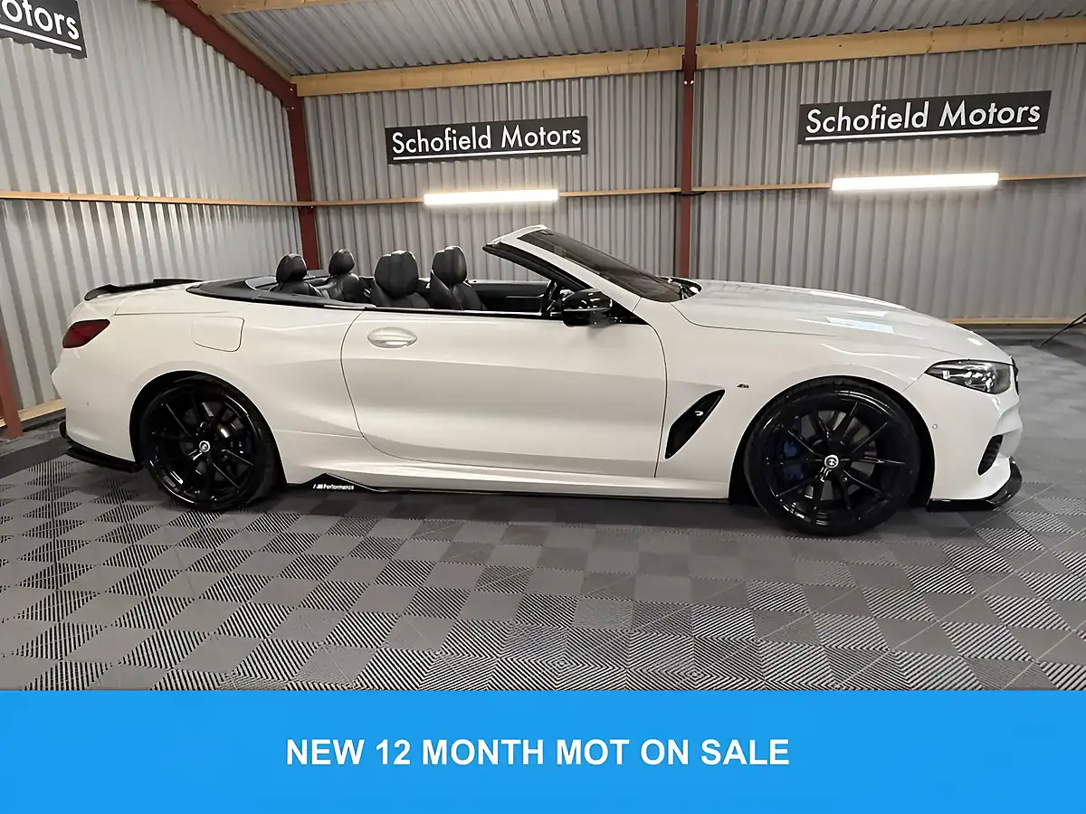 Used 2021 BMW 8 Series M Sport White - Interior and Exterior details 5