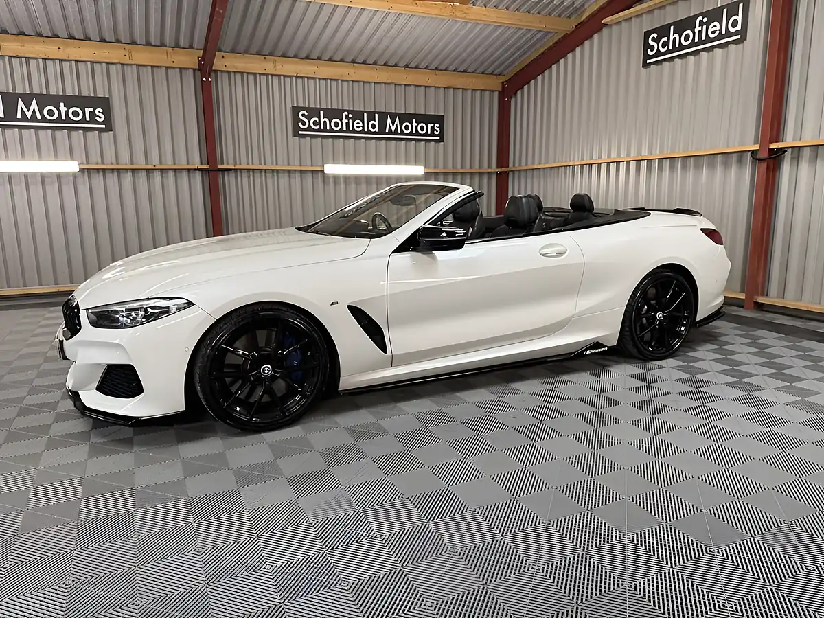 Used 2021 BMW 8 Series M Sport White - Interior and Exterior details 7