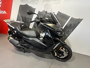 Used 2021 BMW C 400 GT Triple Black Triple Black - Interior and Exterior details 4
