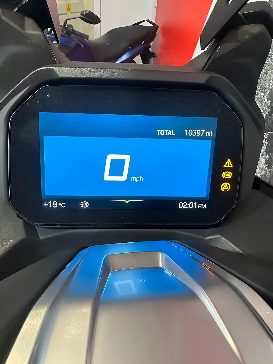 Used 2021 BMW C 400 GT Triple Black Triple Black - Interior and Exterior details 6