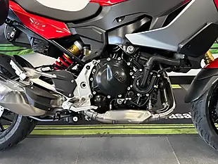 Used 2021 BMW F 900 Xr Red - Interior and Exterior details 6