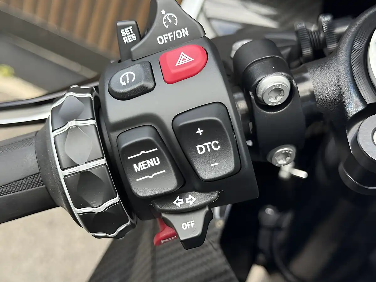 Used 2021 BMW M 1000 Rr Multicolour - Interior and Exterior details 17