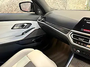 Used 2021 BMW M3 Competition Black Sapphire Metallic Paint - Interior and Exterior details 16