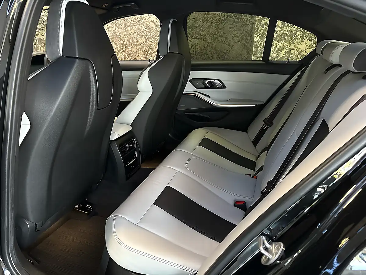 Used 2021 BMW M3 Competition Black Sapphire Metallic Paint - Interior and Exterior details 17