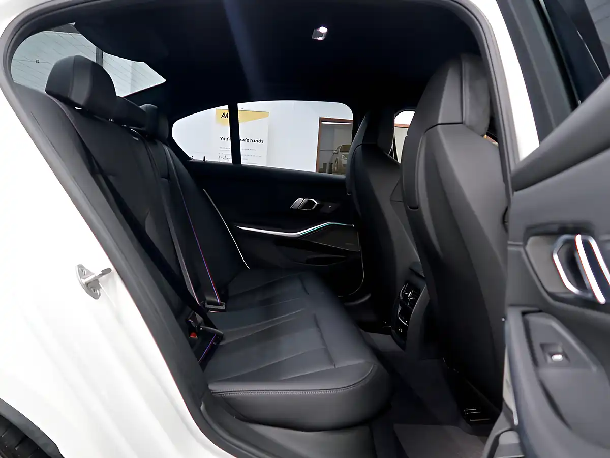 Used 2021 BMW M3 Competition White - Interior and Exterior details 18