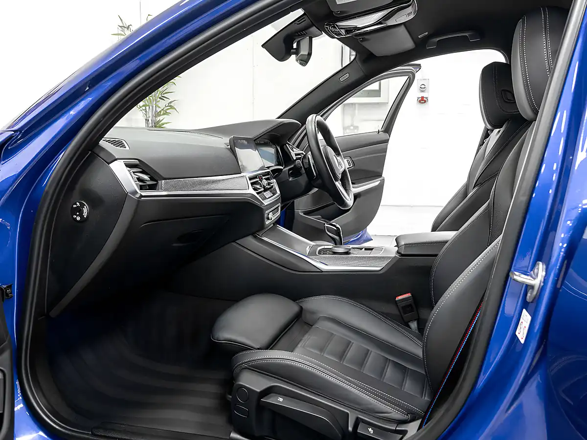 Used 2021 BMW M340i M-Sport Portimao Blue - Interior and Exterior details 12
