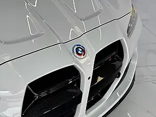 Used 2021 BMW M4 Competition White - Interior and Exterior details 13