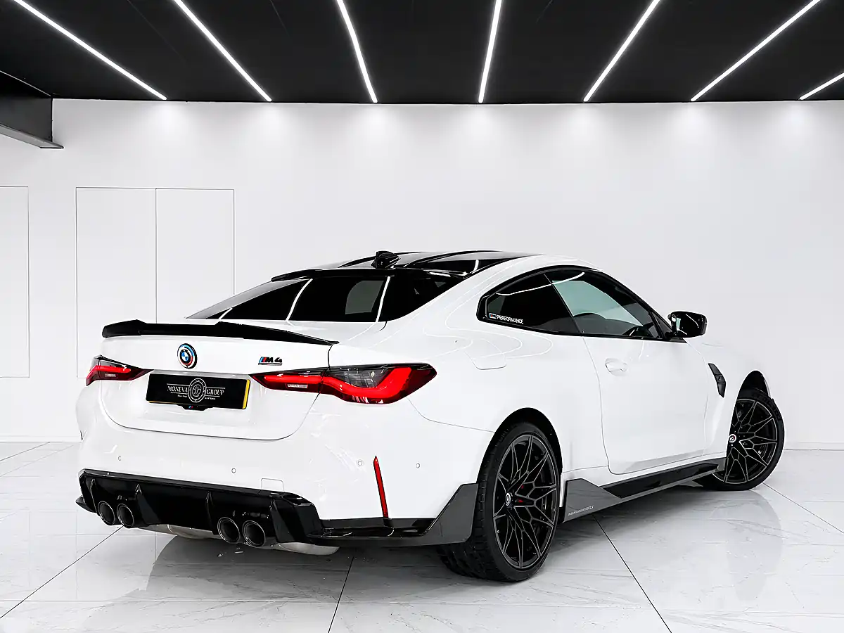 Used 2021 BMW M4 Competition White - Interior and Exterior details 6