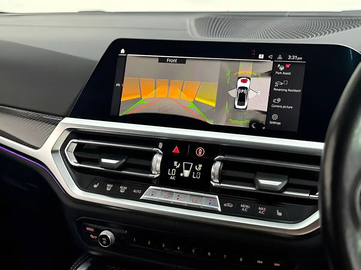 Used 2021 BMW M4 Competition White - Interior and Exterior details 9