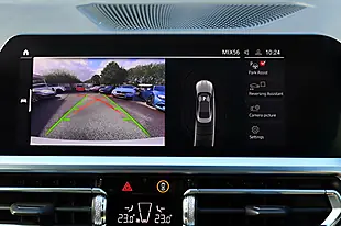 Used 2021 BMW M4 Competition White - Interior and Exterior details 11